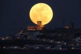 赞！世界各地的“超级月亮”奇景~
